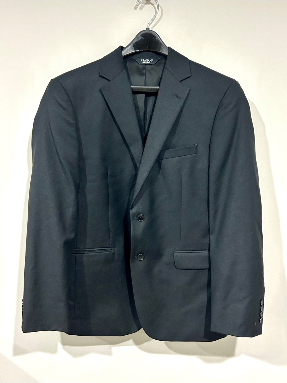 Jos. A. Bank Men's Black Two-Button Suit Jacket 43R